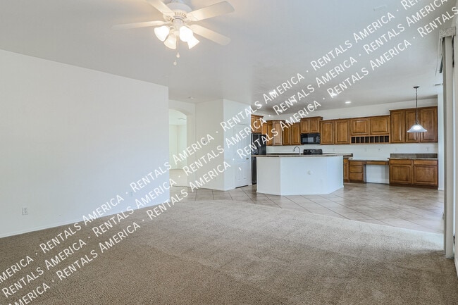 Photo - 14332 W Crocus Dr