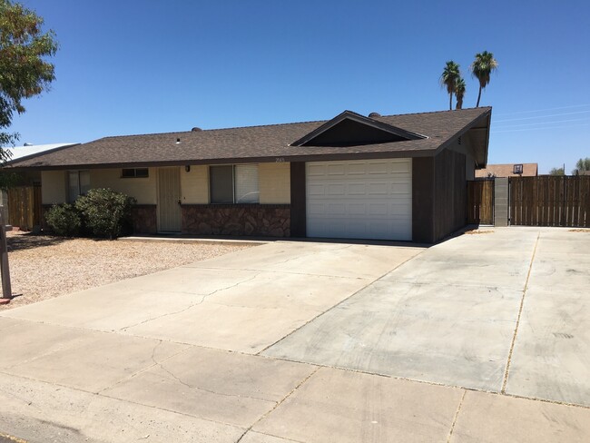 **Excellent 3br/1ba/1garage HOUSE (CHANDLE... - **Excellent 3br/1ba/1garage HOUSE (CHANDLE...