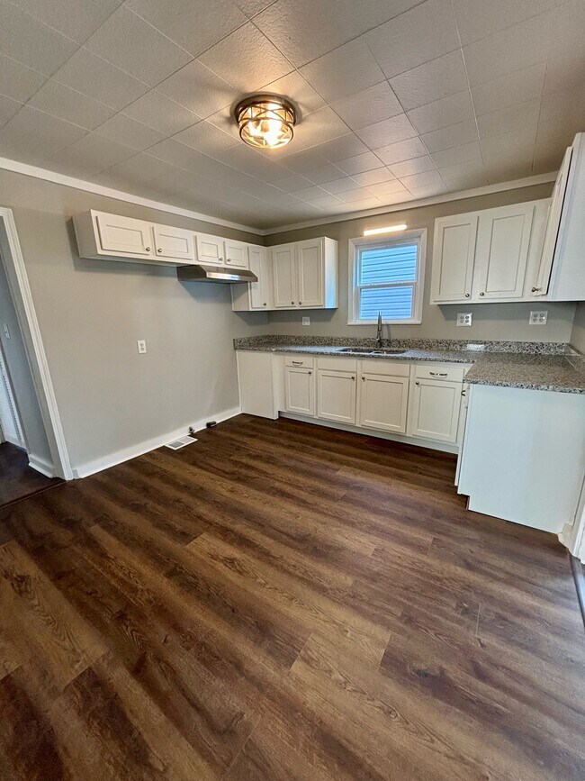 Photo - 3707 Powell Ave