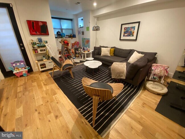 Photo - 1526 6th St NW