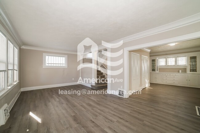 Photo - 1217 N Bourland Ave