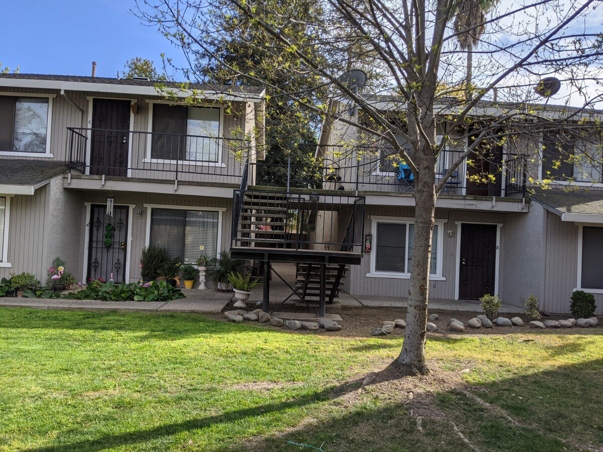 Photo - Two bedroom apartment home available now! Apply today! Unit Apt. A