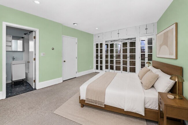 362 Commonwealth Ave Unit 6E