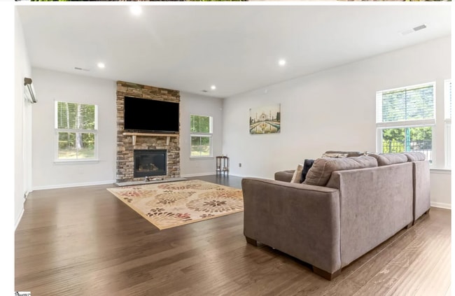 Photo - 500 Briar Oaks Ln