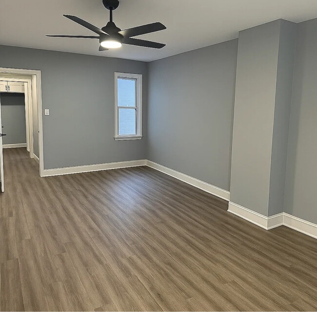 Building Photo - 409 Jefferson Ave