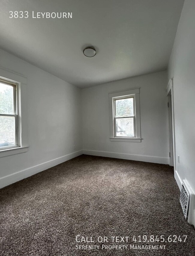 Photo - 3833 Leybourn-