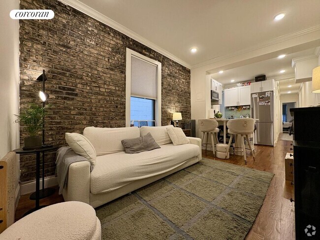 Building Photo - 146 17th St Rental