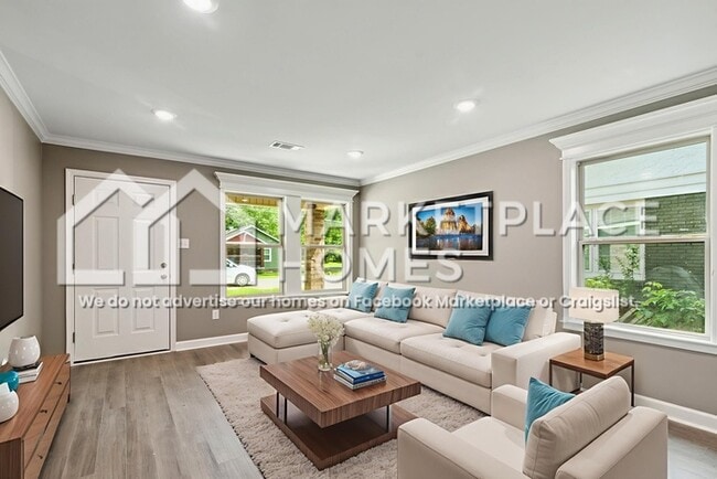 Photo - 724 W 23rd St