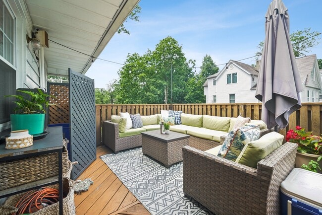 Photo - 124 Midland Ave Unidad 2