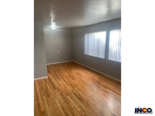 Photo - 5590 S Grant St