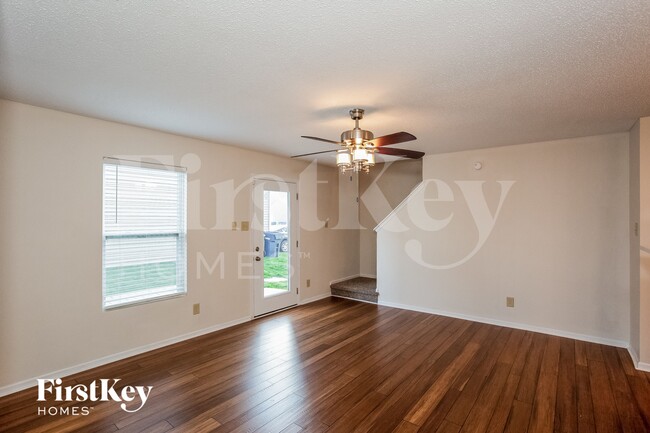 Photo - 15393 Border Dr
