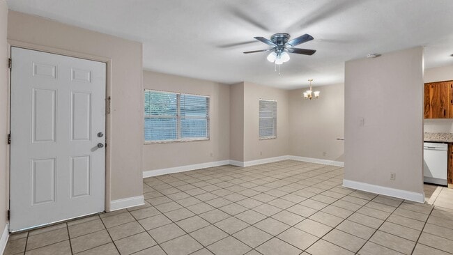 Photo - 2121 S San Gully Rd