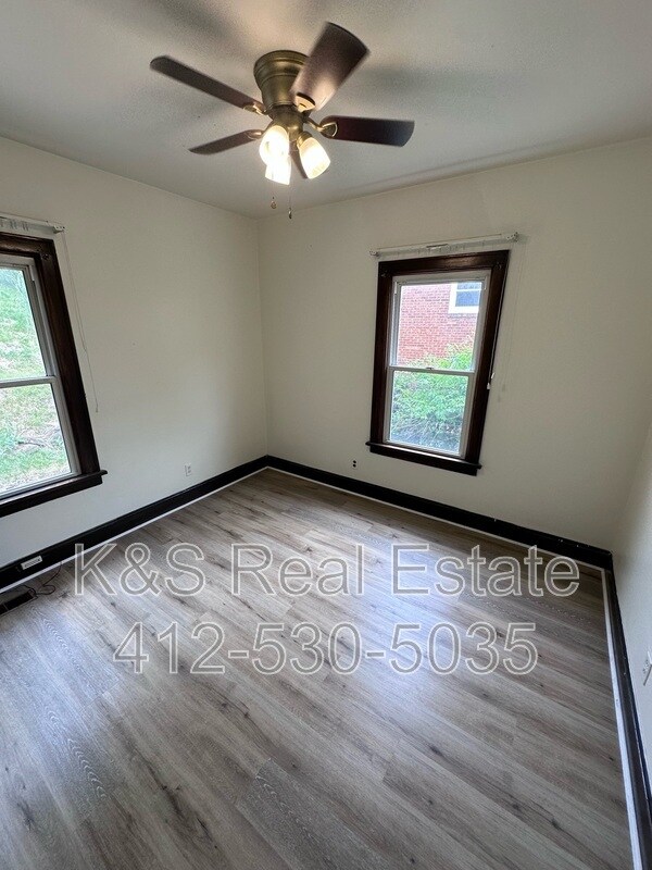 Photo - 204 Shoup St