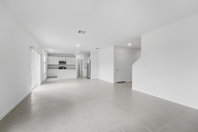 Photo - 10485 NW Suncrest Lp