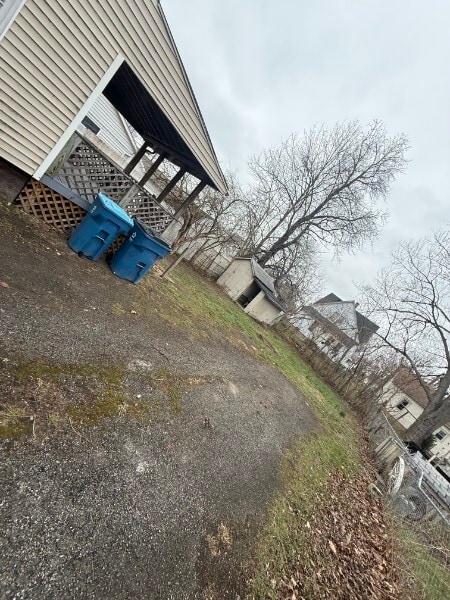 Photo - 1447 Tait St