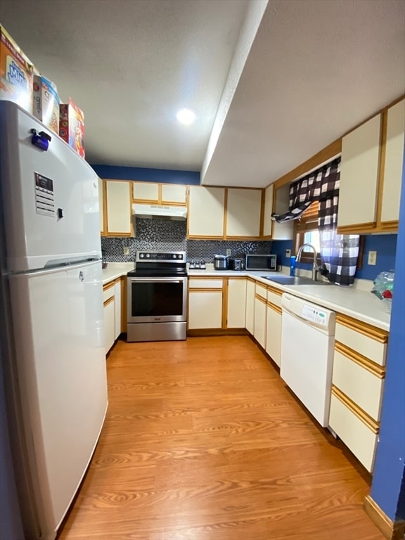 Photo - 375 Aiken Ave Unit 6