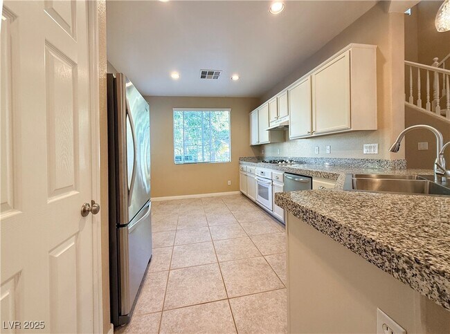 Photo - 7673 French Springs st'