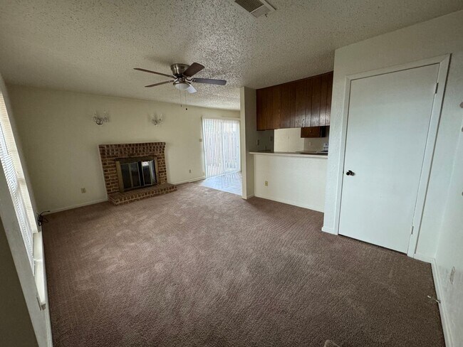 Photo - 1307 Covey Ln Unit B
