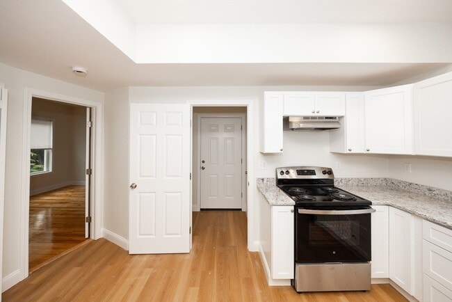 Photo - 99 June St Unidad 3