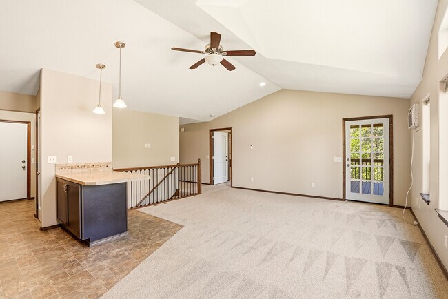 Photo - 11830 N Bedivere Dr