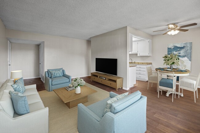 Photo - Los Arbolitos Oxnard Apartments