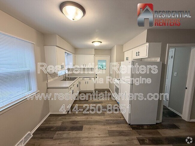Building Photo - 5826 N 117th St Rental