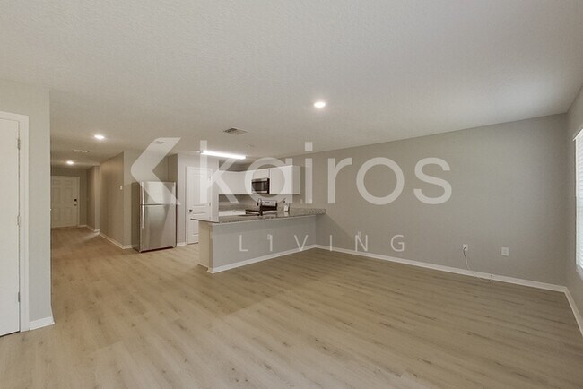 Photo - 8833 N Vienna Dr