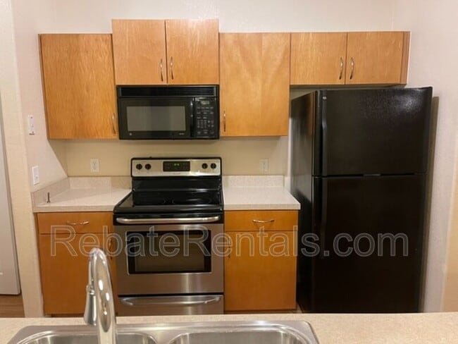 Photo - 8290 Gate Pkwy W Unit #1404