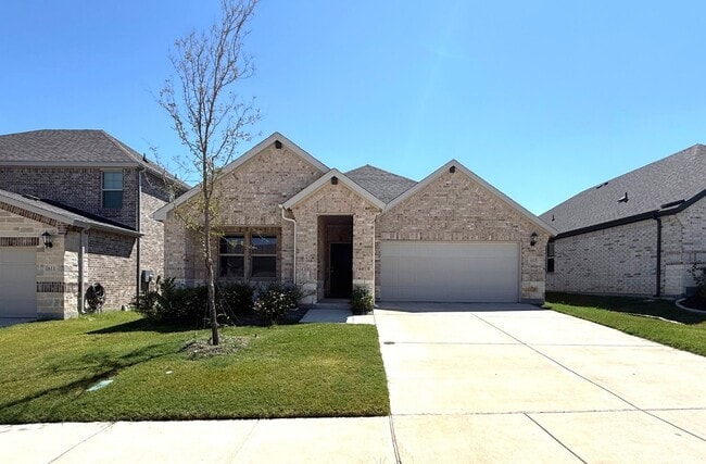 Photo - 613 Huntley Dr House