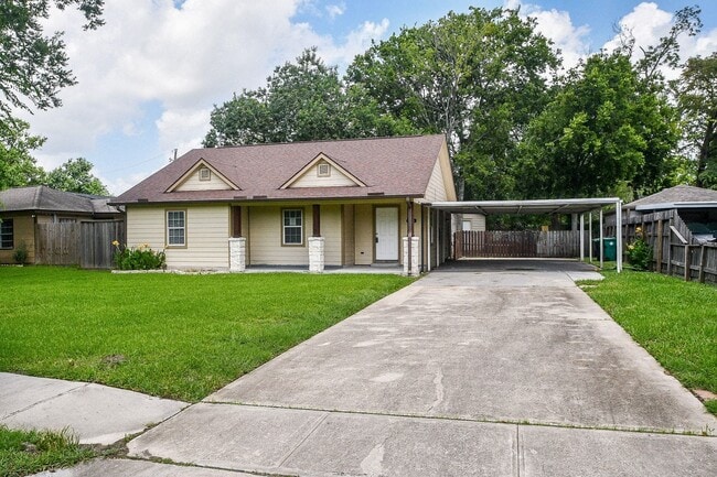 Photo - 1405 Richard Ave