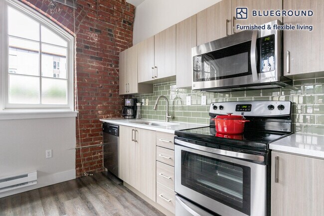 Photo - 224 Pontius Ave N Unit FL2-ID8