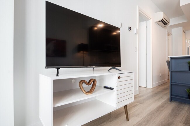 Photo - 1438 Avenue Overdale Unit SI ID1269270P