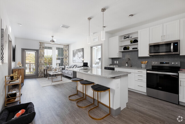 2BR, 2BA - 1123SF