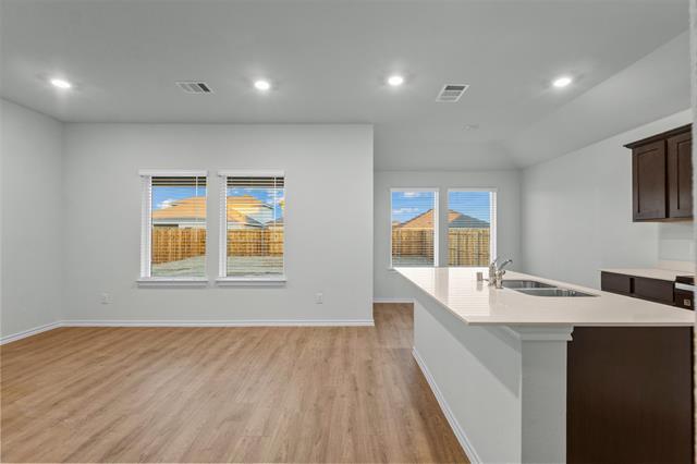 Photo - 612 Creek End Dr