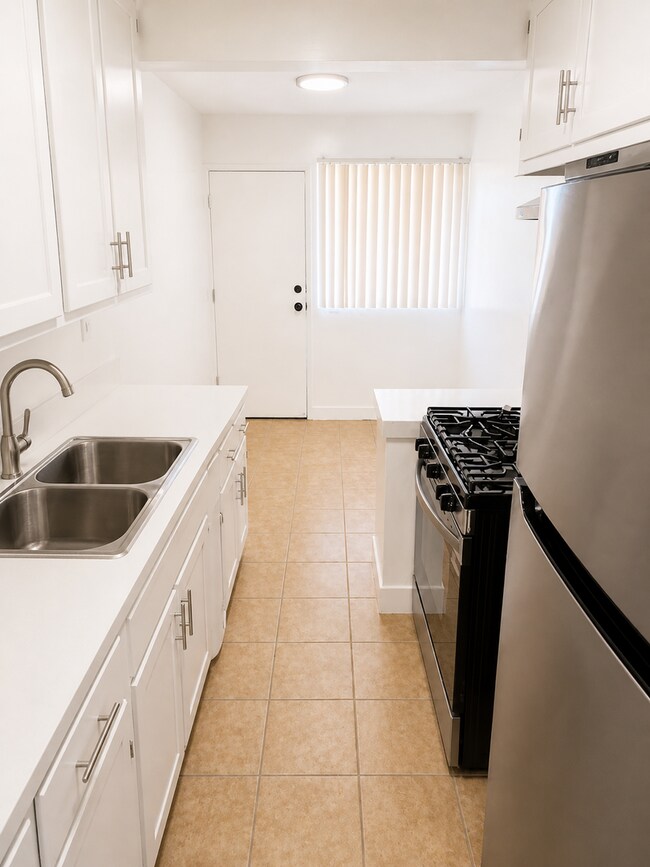 Photo - 803 Java Ave Inglewood, CA 90301
