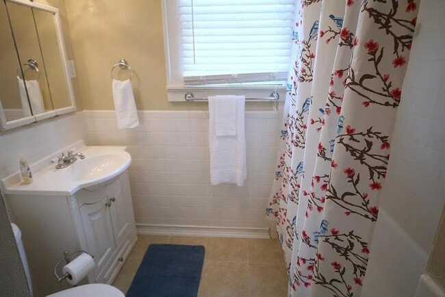 Photo - 4718 Ramona Blvd