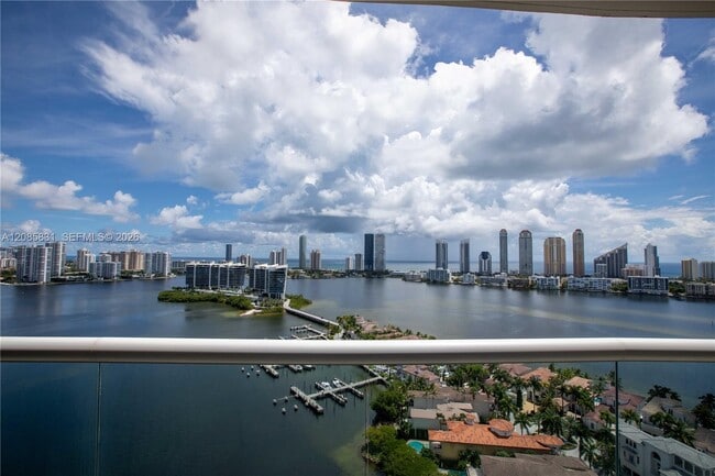 Building Photo - 6000 Island Blvd Unit 2602