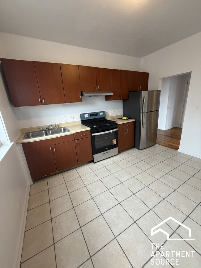 Photo - 4033 W Gladys Ave Unidad 2S