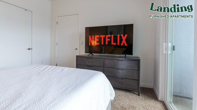 Photo - 2800 E Fremont St Unidad 2071.562898