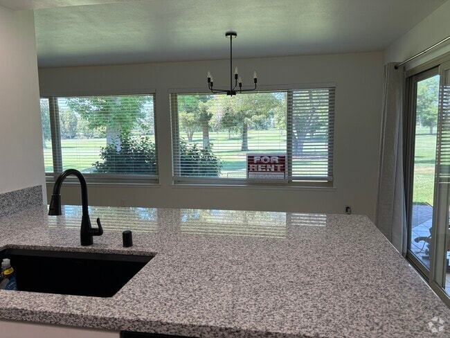 Building Photo - 7435 Fairway Two Ave Unit #15 Rental