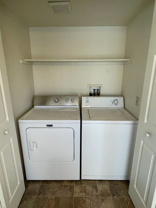 Photo - 3905 Pheasant Dr Unidad 1