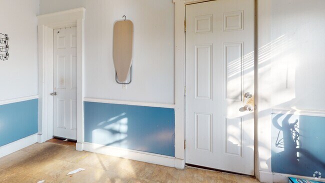 Building Photo - 36 Mozart St Unit 3 Rental
