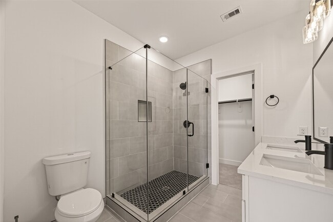 Photo - 2710 Bostic St