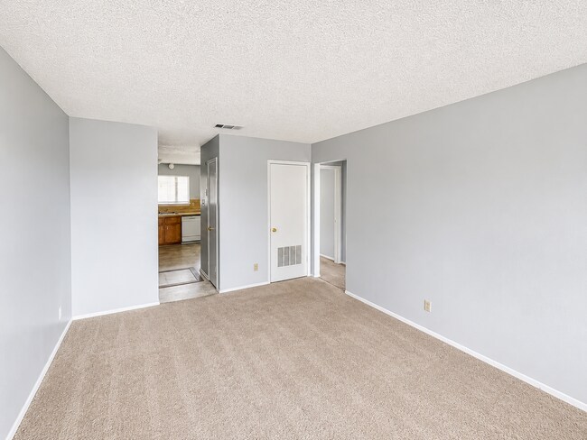 Photo - 1315 Quail Cir Unit D