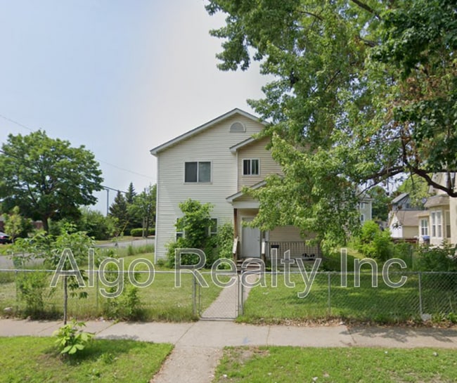 Photo - 2101 N Bryant Ave