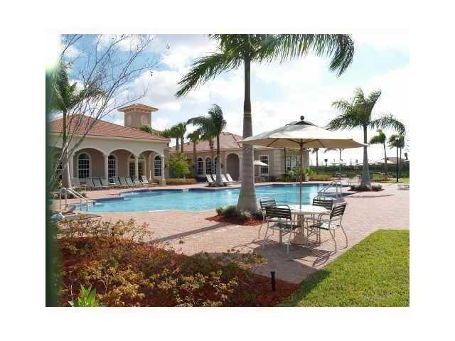 Photo - 6768 Heritage Grande