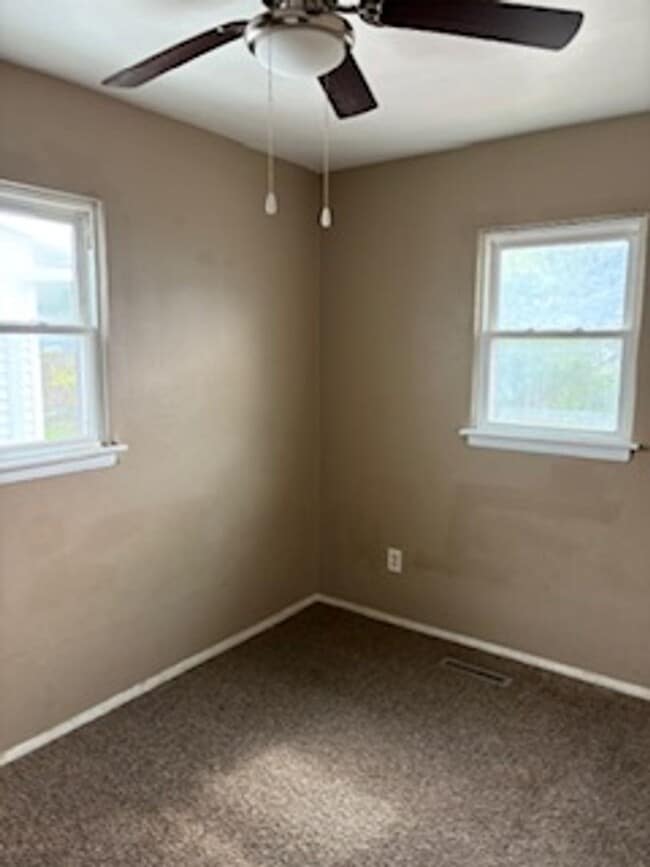 225 Miriam Dr Unidad 225 Miriam - Unit B