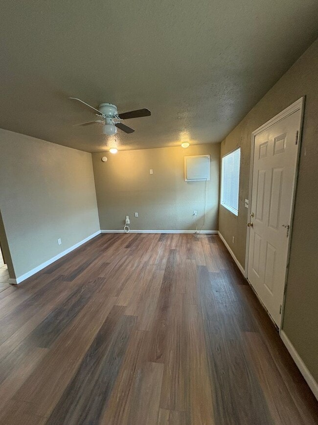 Photo - 4130 Unit 1819