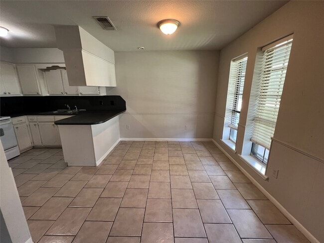 Photo - 1400 W Laurel St Unit 1402