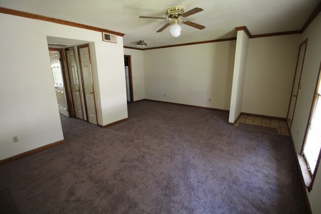 Photo - 117 Wynn Way